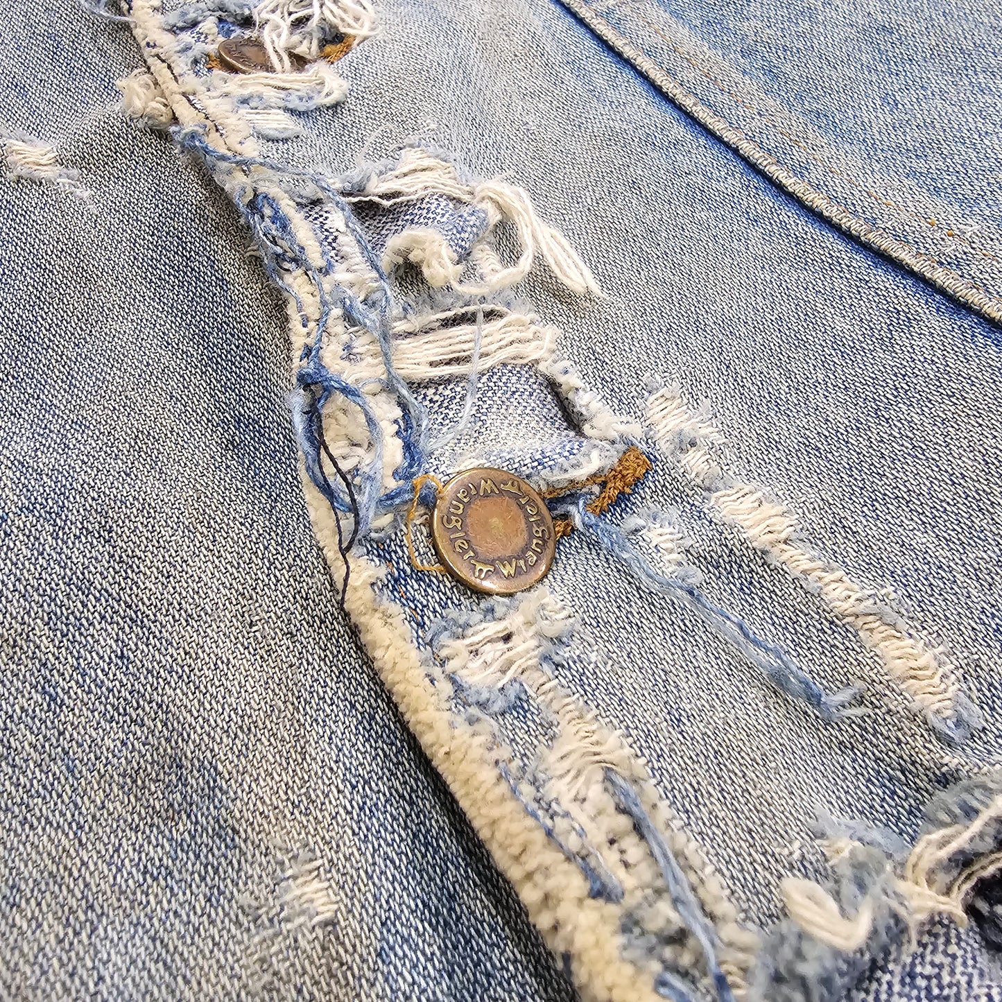 80's Distressed Wrangler Denim Trucker Jacket Blanquet Lined