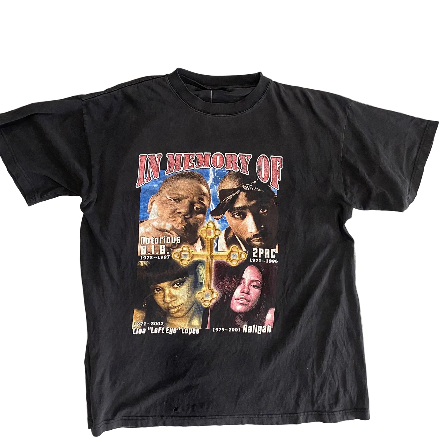 Vintage Tupac x Biggie Memorial Tee measurements 25x30